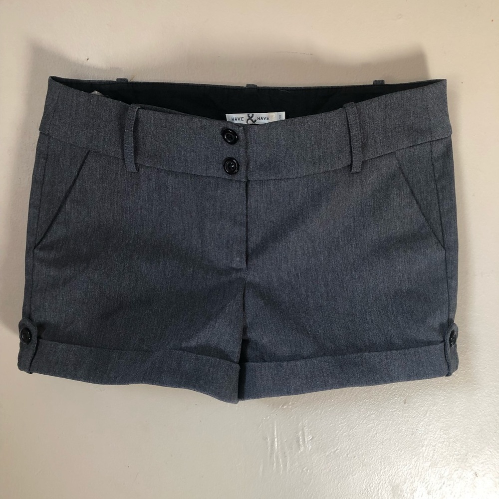 Women’s Cute Button Short Shorts Size Large